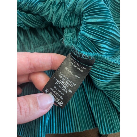 ASTR The Label Ziva Top Plisse Peasant Blouse Hunter Green Renaissance Large - Picture 7 of 9